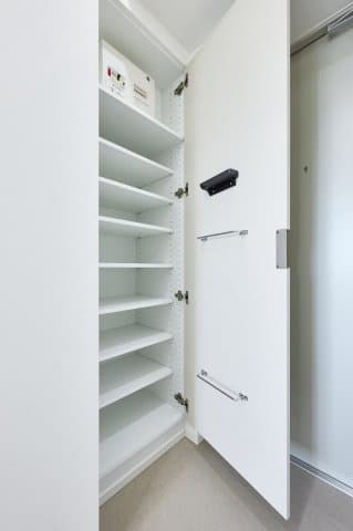 Room image 13