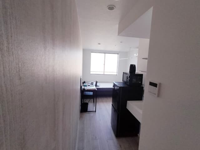 Room image 10