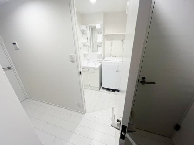 Room image 10