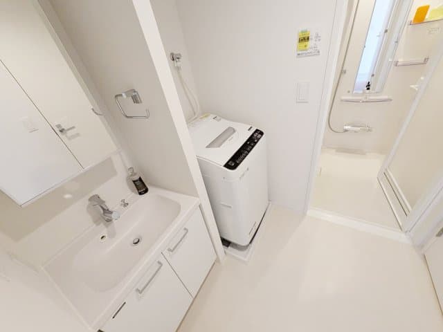 Room image 9