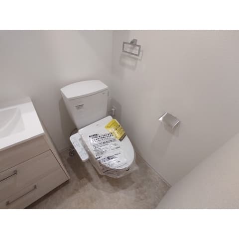 Room image 9