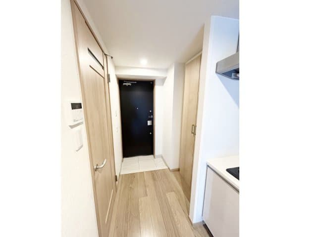 Room image 12