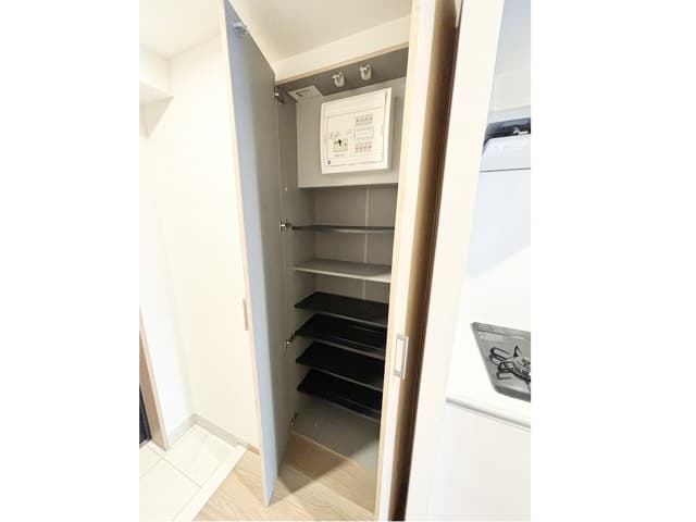 Room image 13