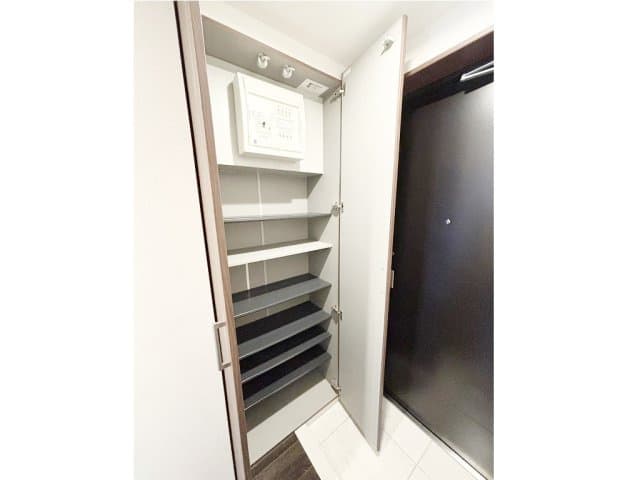 Room image 14