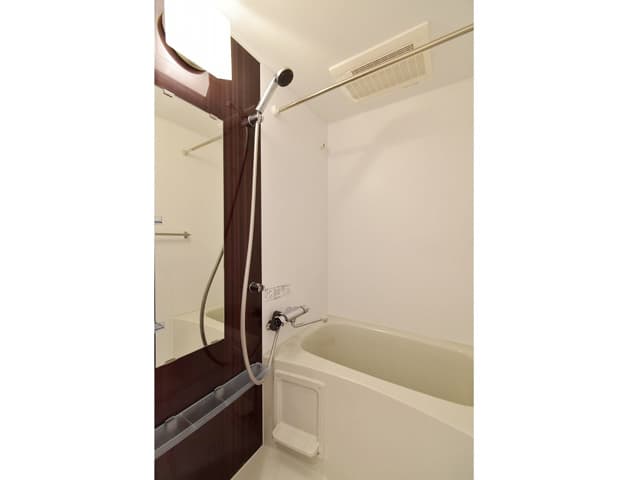 Room image 14