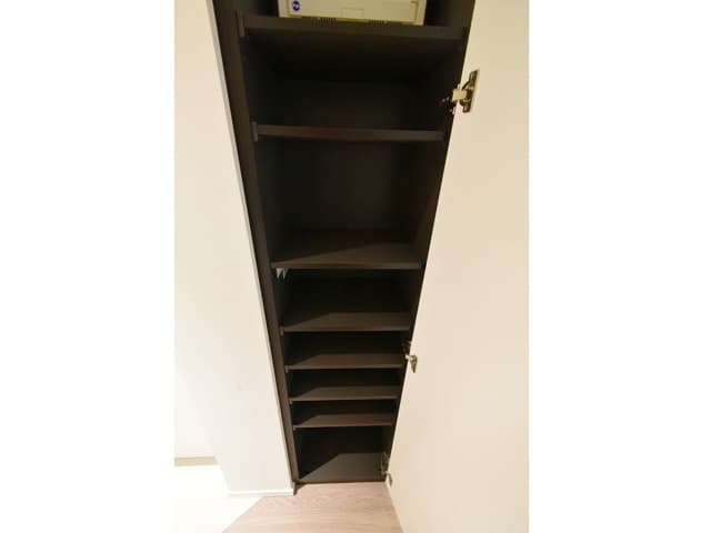 Room image 13
