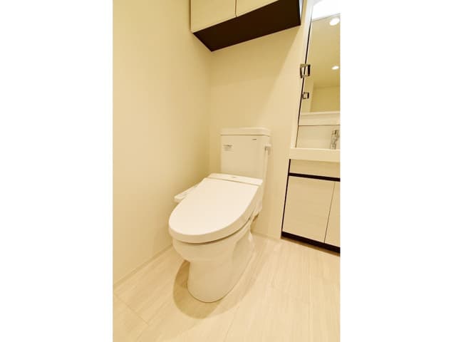 Room image 12