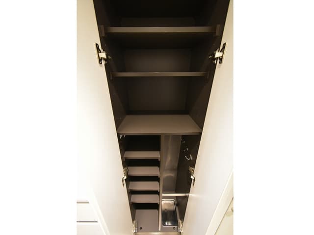 Room image 14