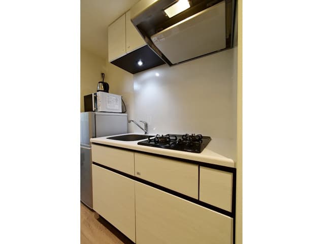 Room image 8