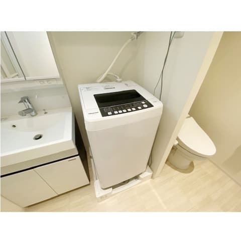 Room image 12