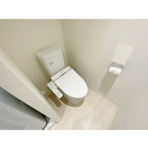 Room image 13