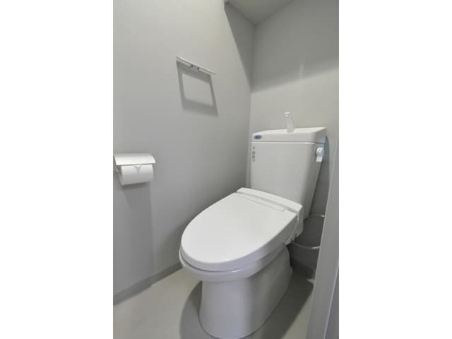 Room image 13