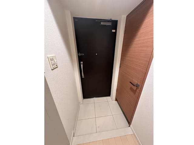 Room image 13