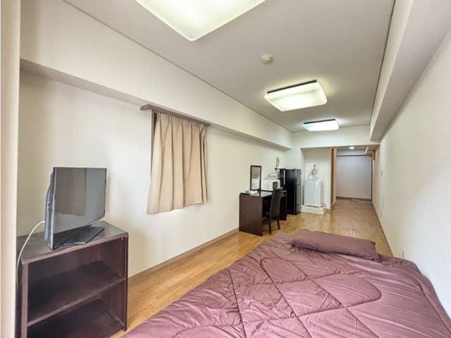 Room image 12