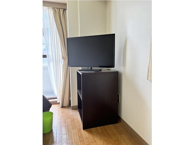 Room image 15