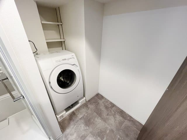 Room image 15