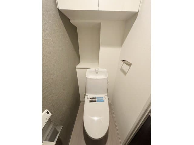 Room image 9