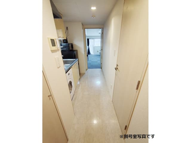 Room image 9