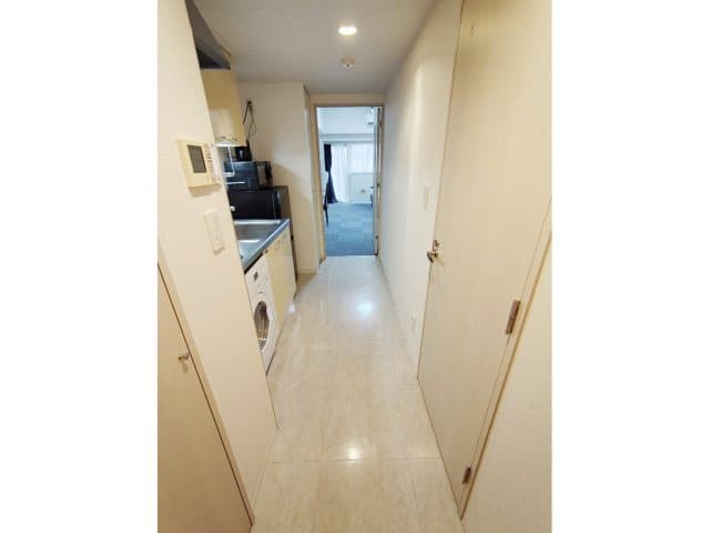 Room image 9