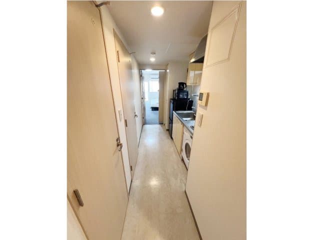 Room image 14