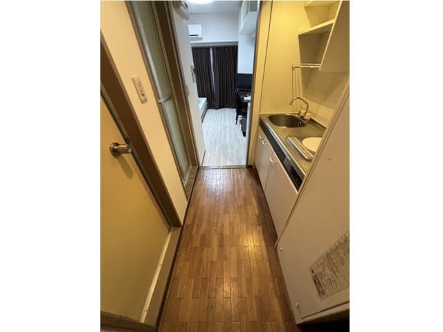 Room image 14