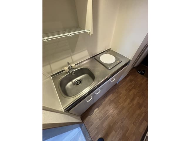 Room image 9