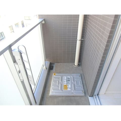 Room image 12