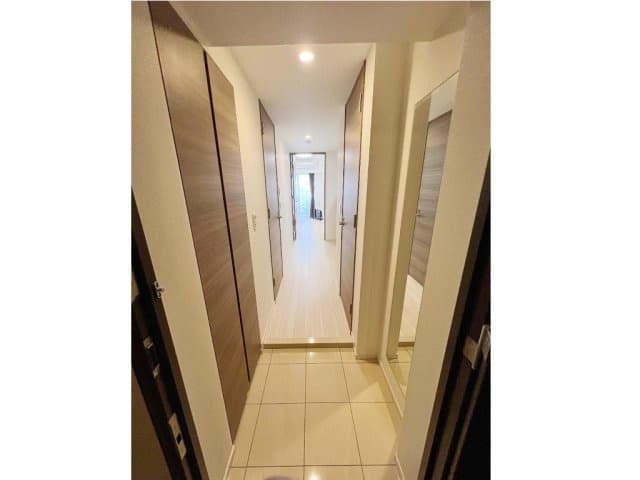Room image 14