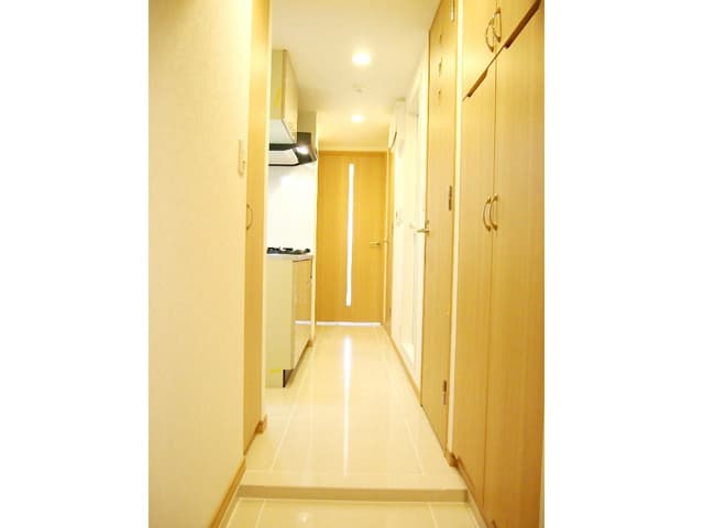 Room image 10
