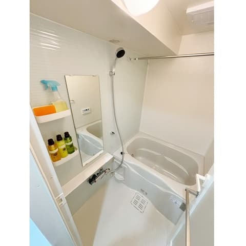 Room image 10