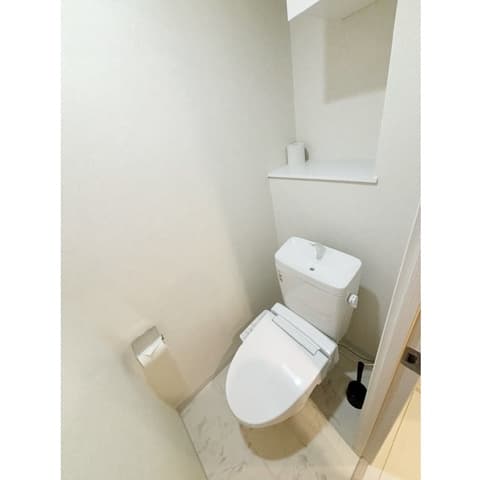 Room image 12