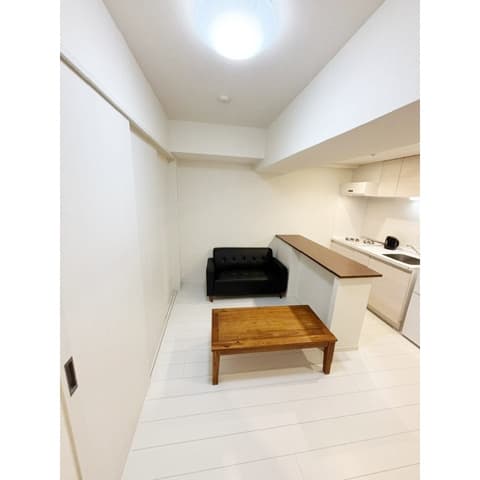 Room image 8