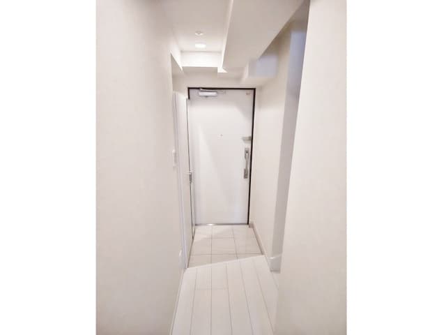 Room image 12