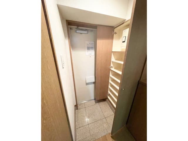 Room image 13