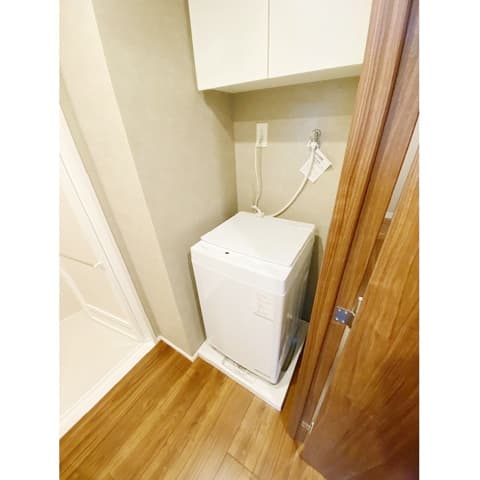 Room image 12