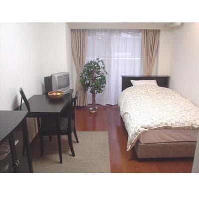 Room image 10
