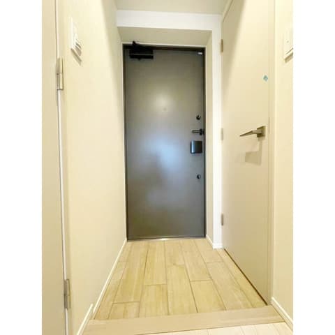 Room image 10