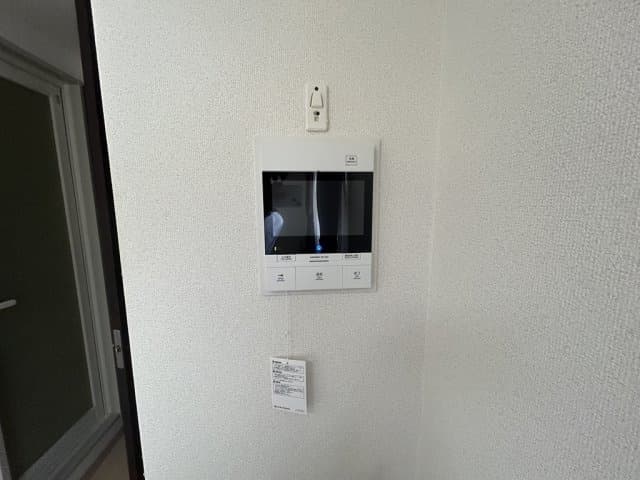 Room image 15