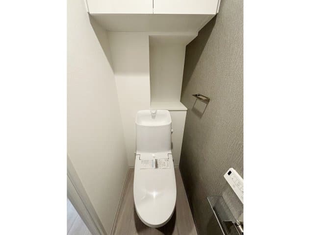 Room image 10