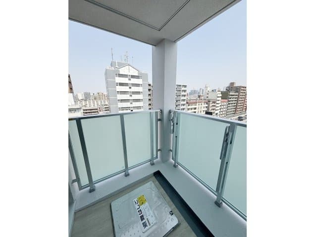 Room image 12
