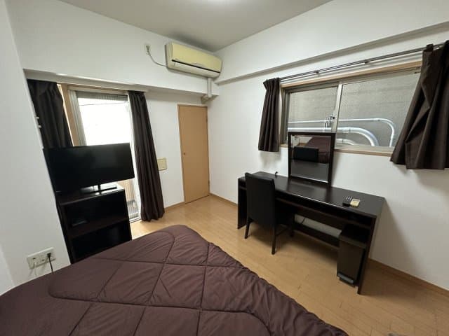 Room image 13
