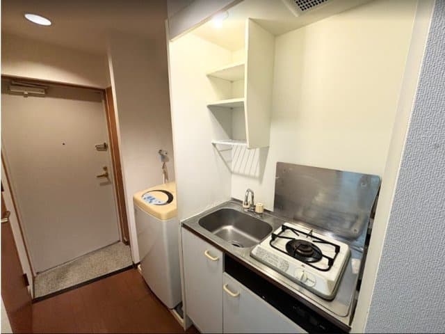 Room image 9