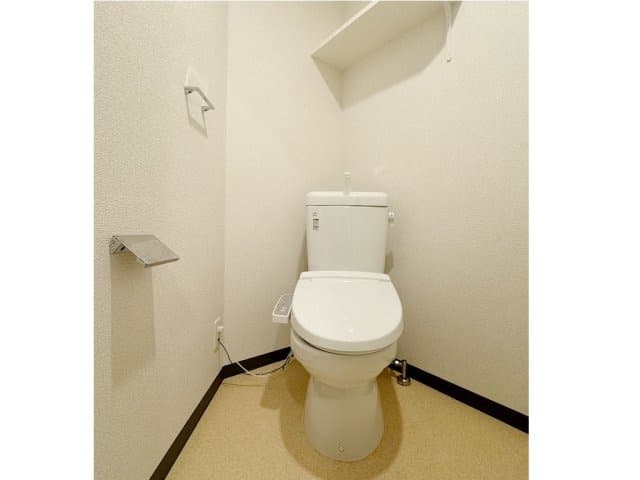 Room image 12