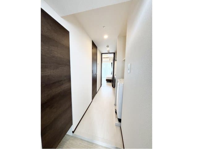 Room image 16