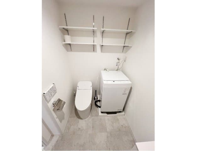 Room image 13