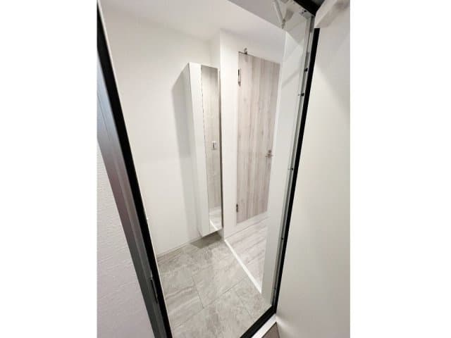 Room image 14