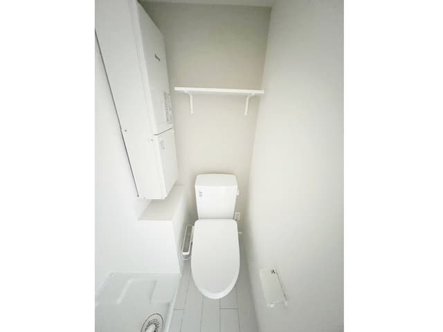 Room image 8