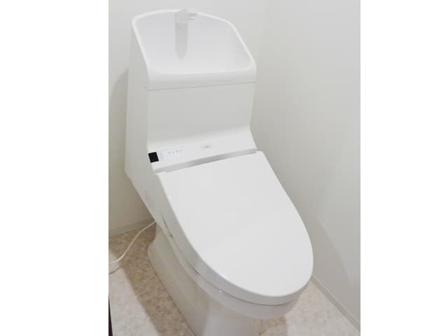 Room image 9