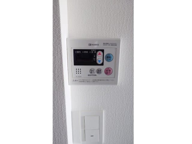 Room image 11