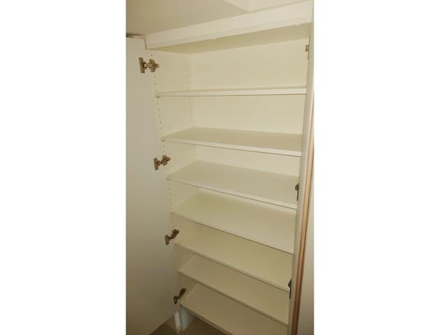 Room image 14